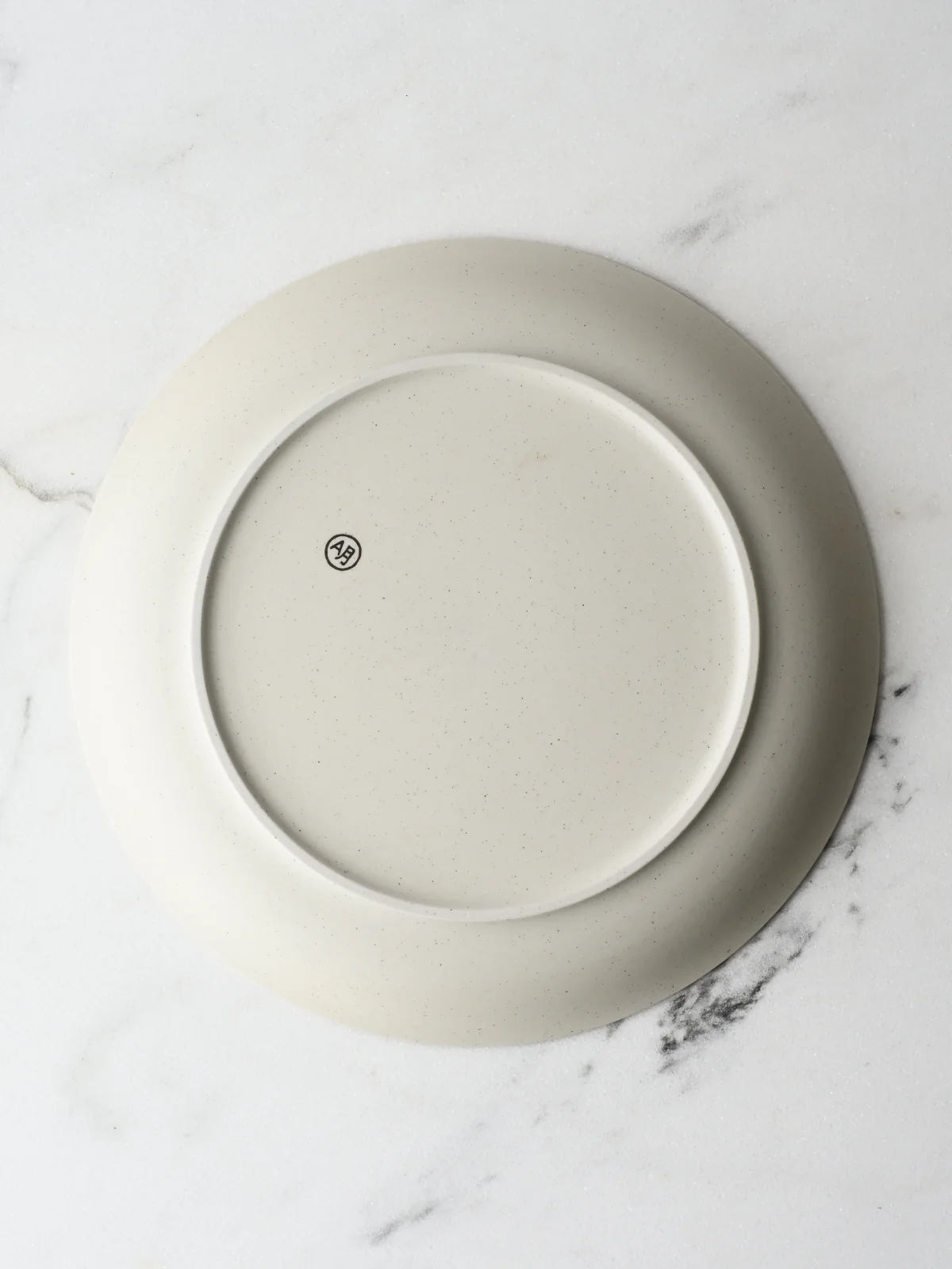 Dinner Plate in Matte Grey - Image 5