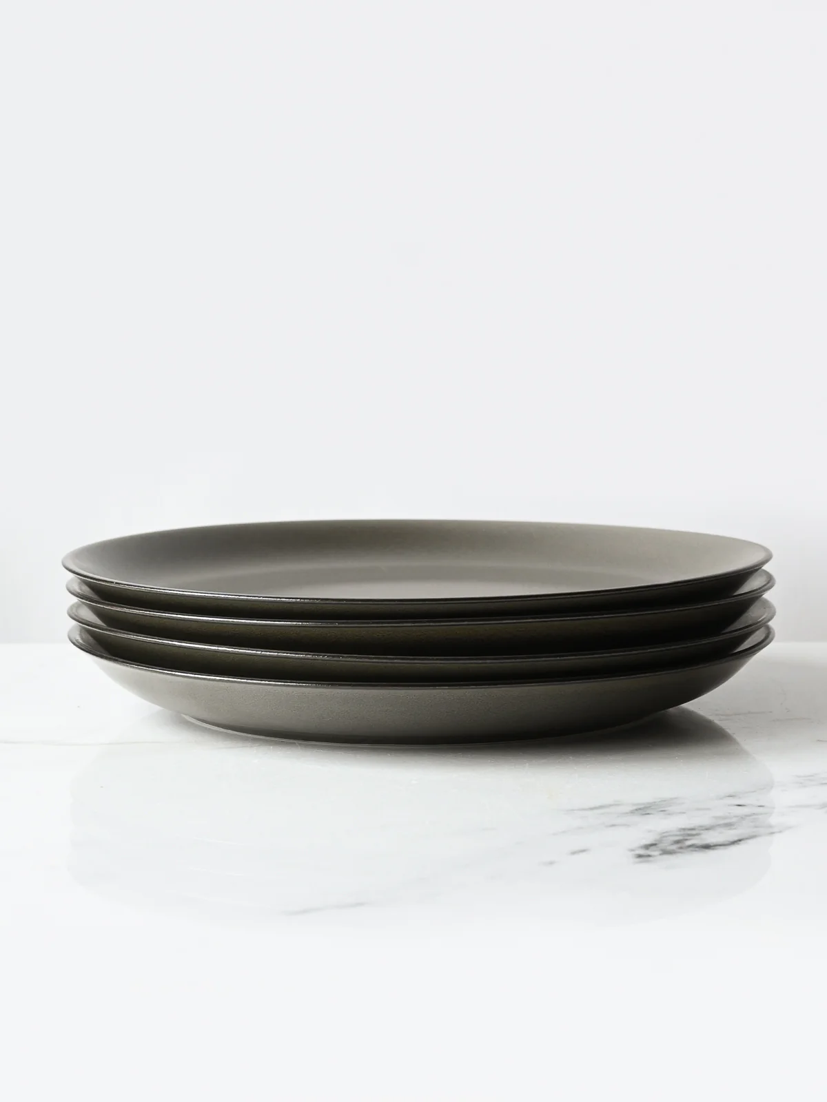 Dinner Plate in Tenmoku Glaze - Image 4