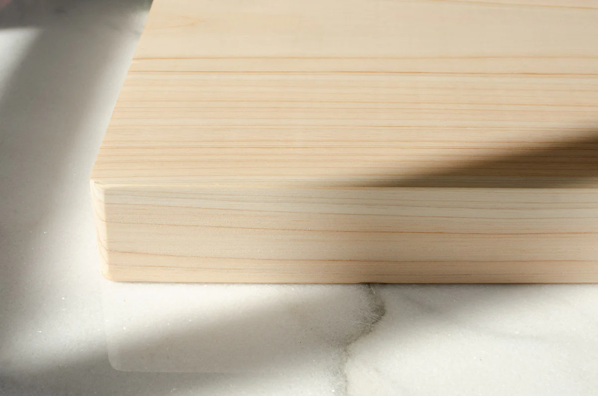 Hinoki Cutting Board - Image 4
