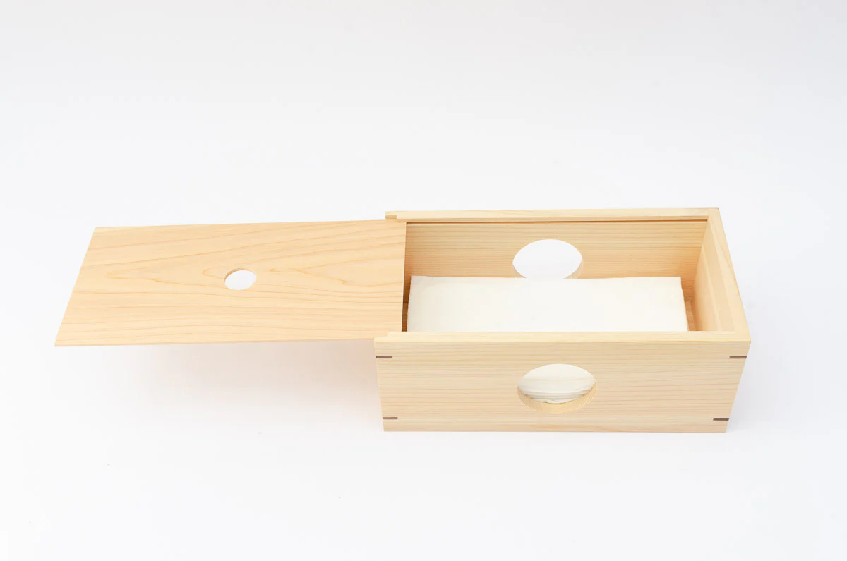 Hinoki Moon Tissue Box - Image 6