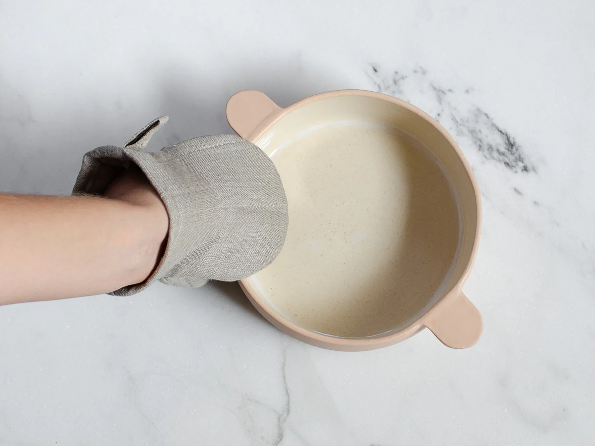 Linen Oven Mitten - Image 3