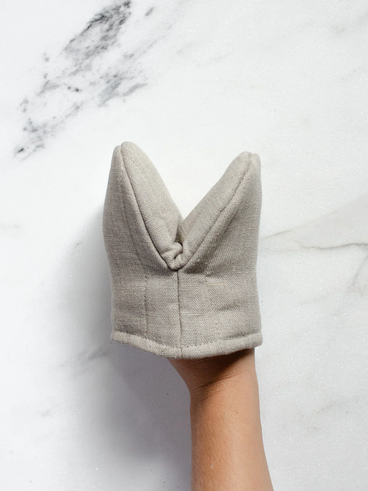Linen Oven Mitten - Image 4