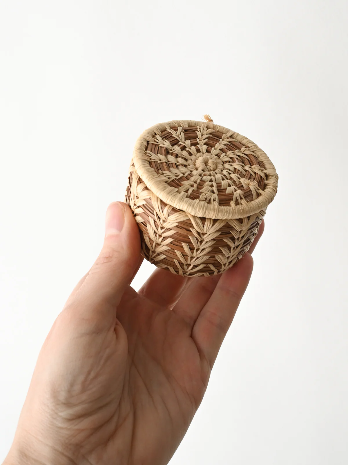 Mini Pine Needle Basket - Image 4