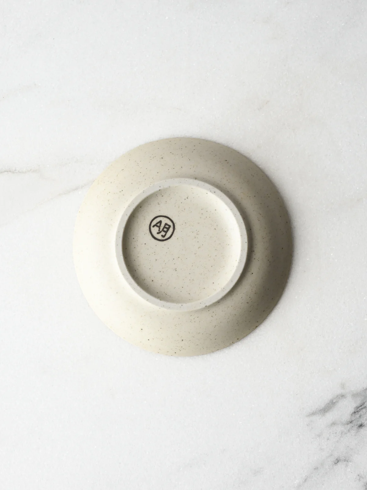 Saucer in Matte Grey - Image 3