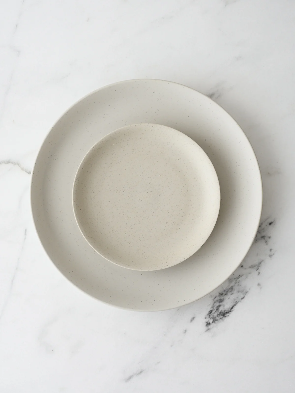 Side Plate in Matte Grey - Image 3