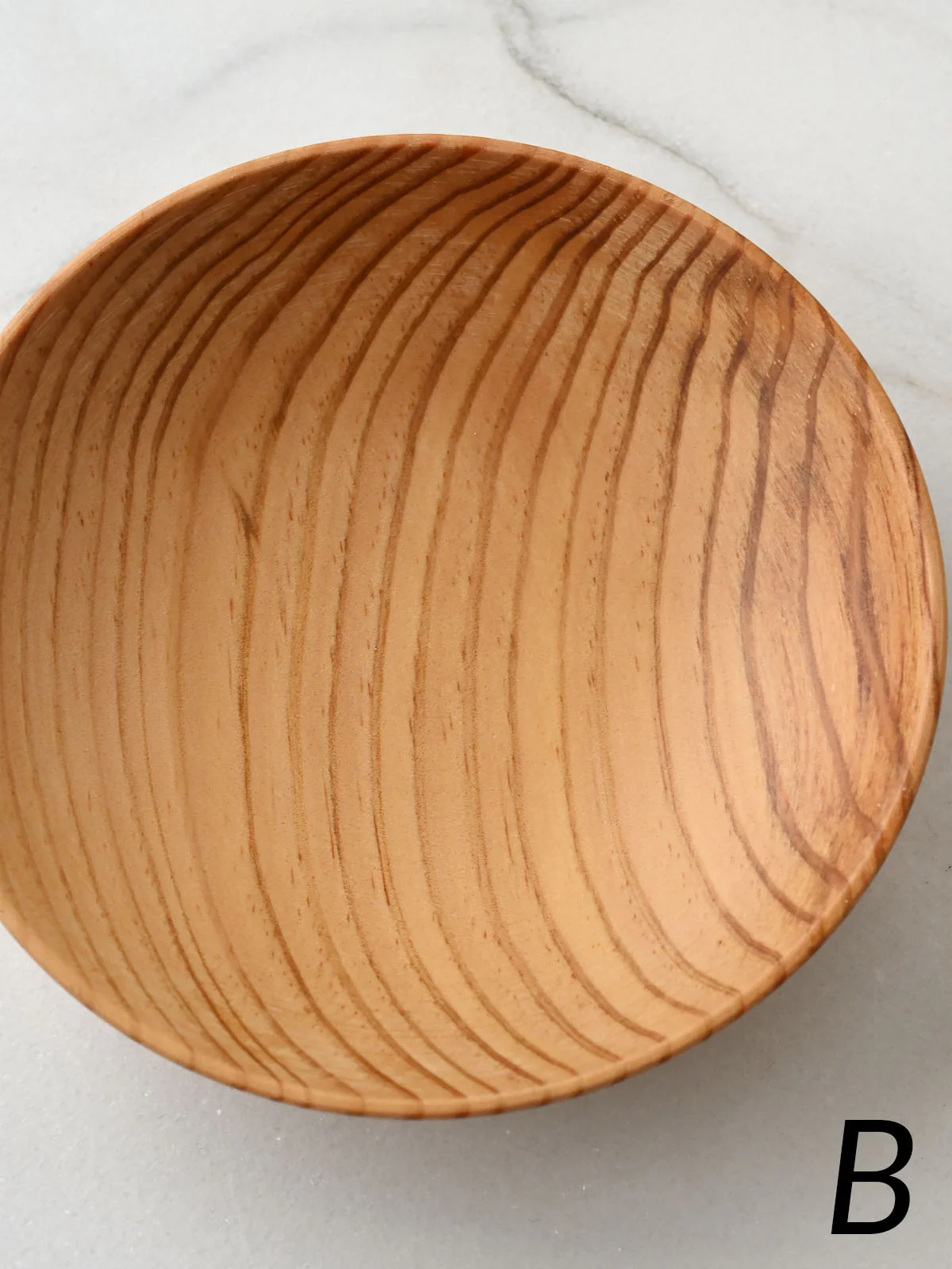 Urushi-Lacquered Small Wooden Bowl - Image 8