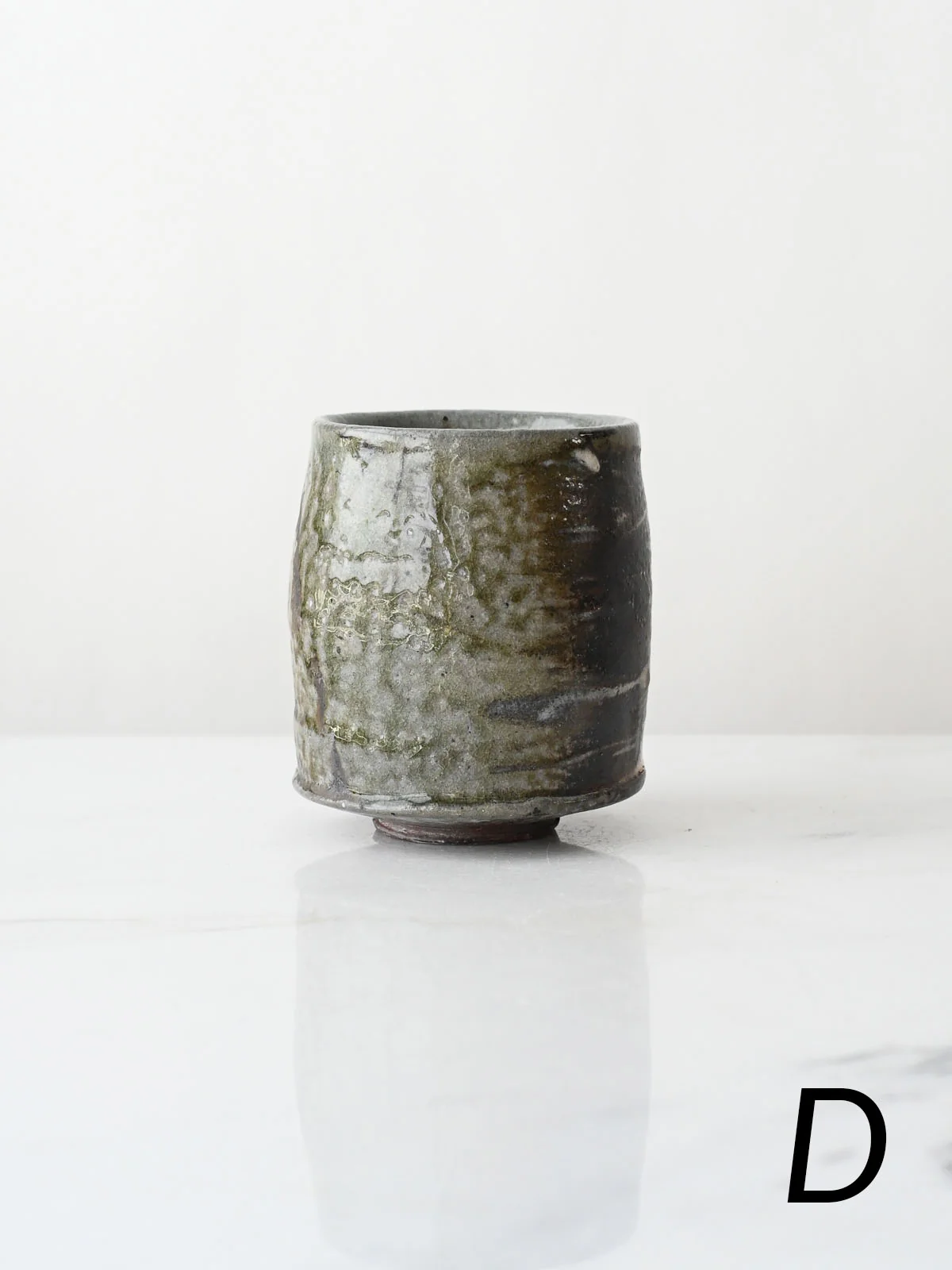 Wild Clay Yunomi in Dark Soda Fire - Image 8