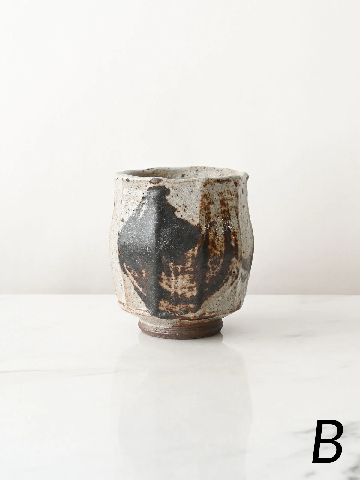Wild Clay Yunomi in Granite Glaze - Image 4